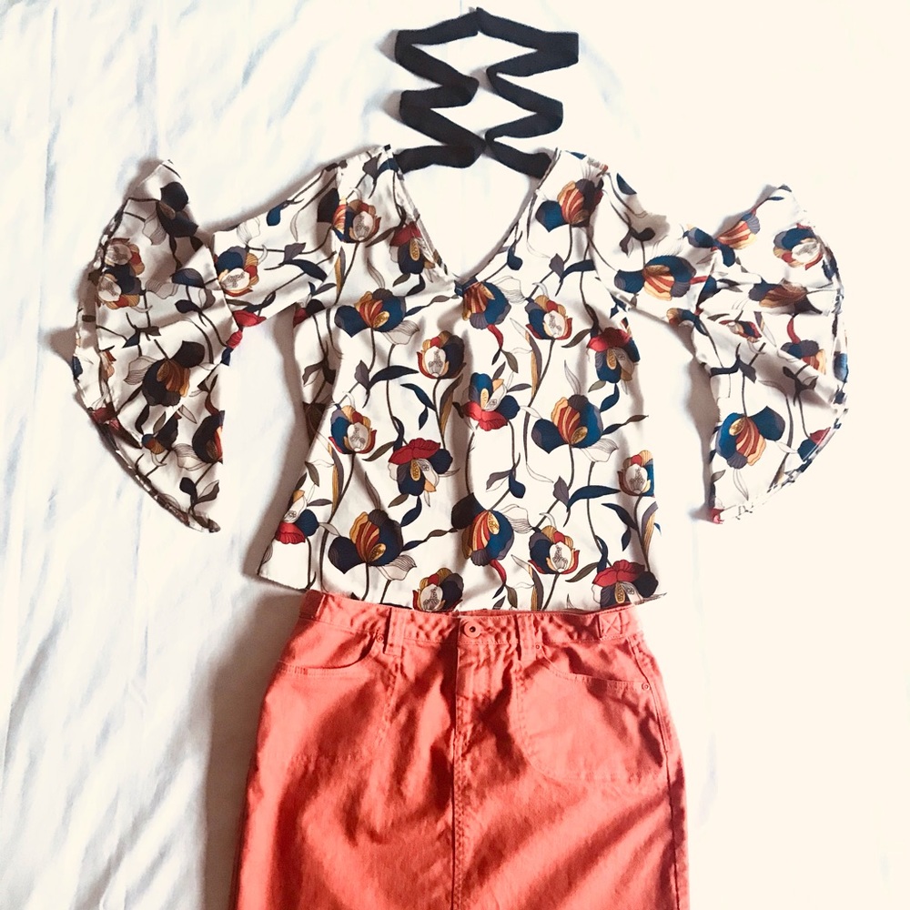 Ruffle Sleeve Floral Top